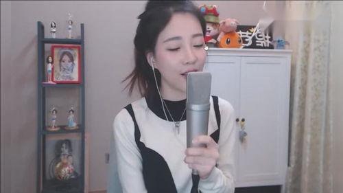 接吻网红台湾妹子,甜蜜瞬间，网络爆红背后的故事